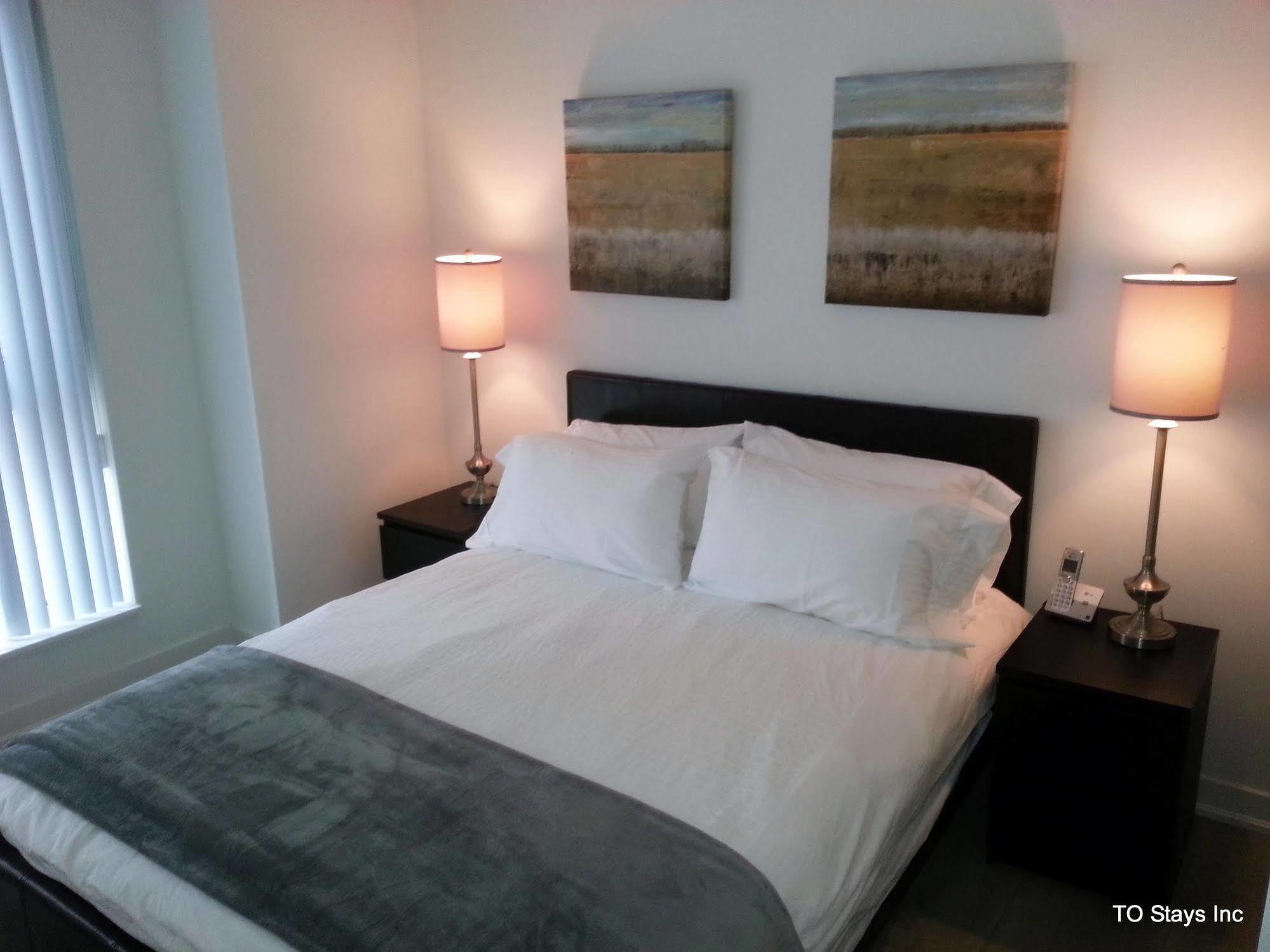 Suites On Simcoe Toronto Zewnętrze zdjęcie