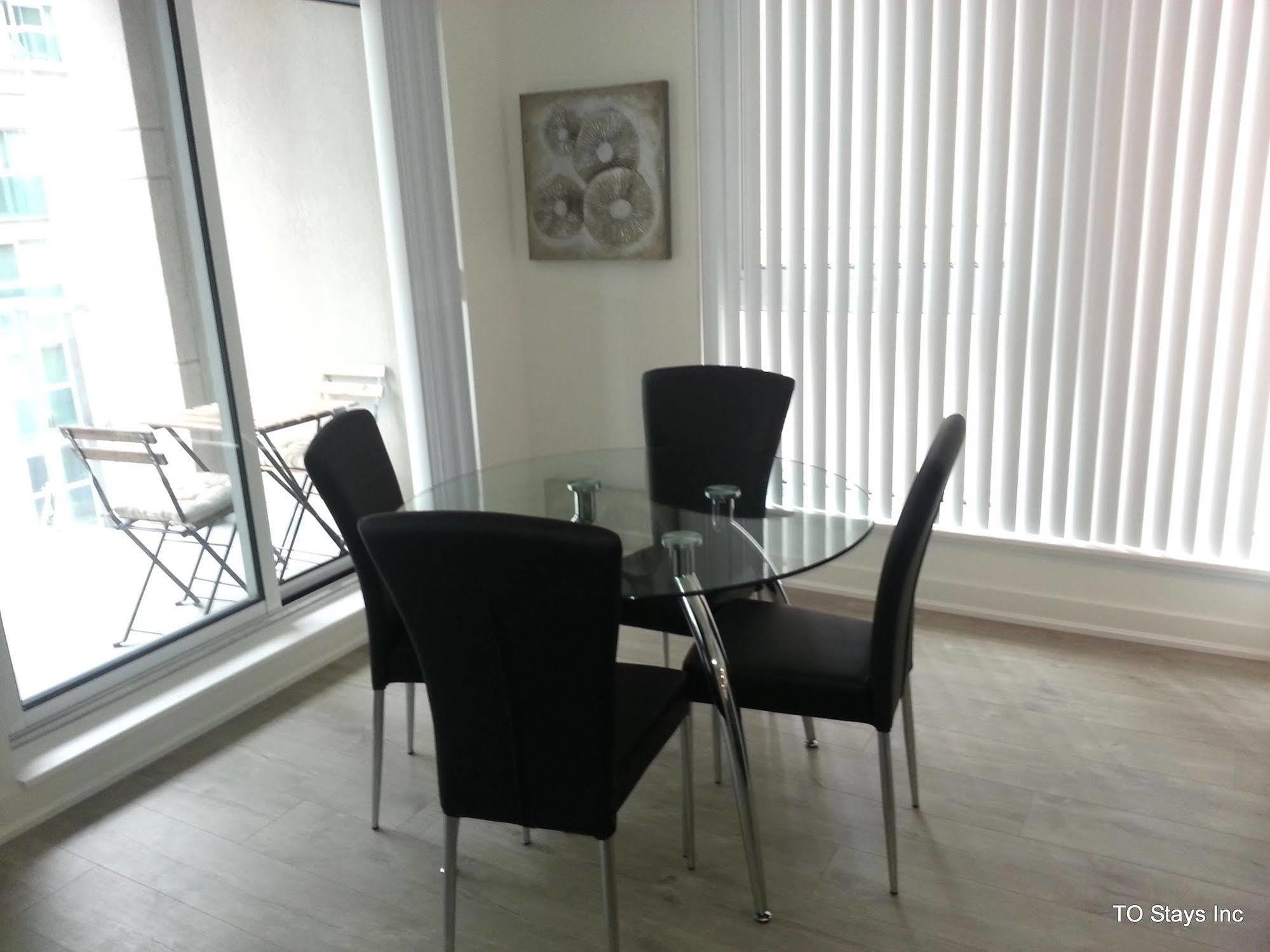 Suites On Simcoe Toronto Zewnętrze zdjęcie